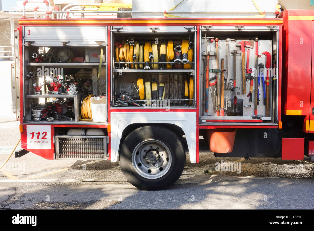 L'équipement de pompier, outils à main en fire truck equipment, pompiers,  Espagne Photo Stock - Alamy