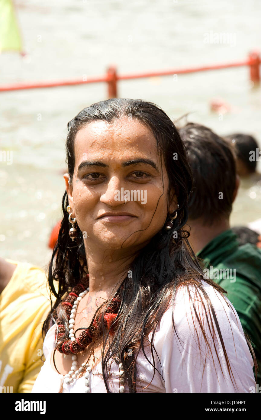 Les transgenres à rivière kshipra, Madhya Pradesh, Inde, Asie Banque D'Images