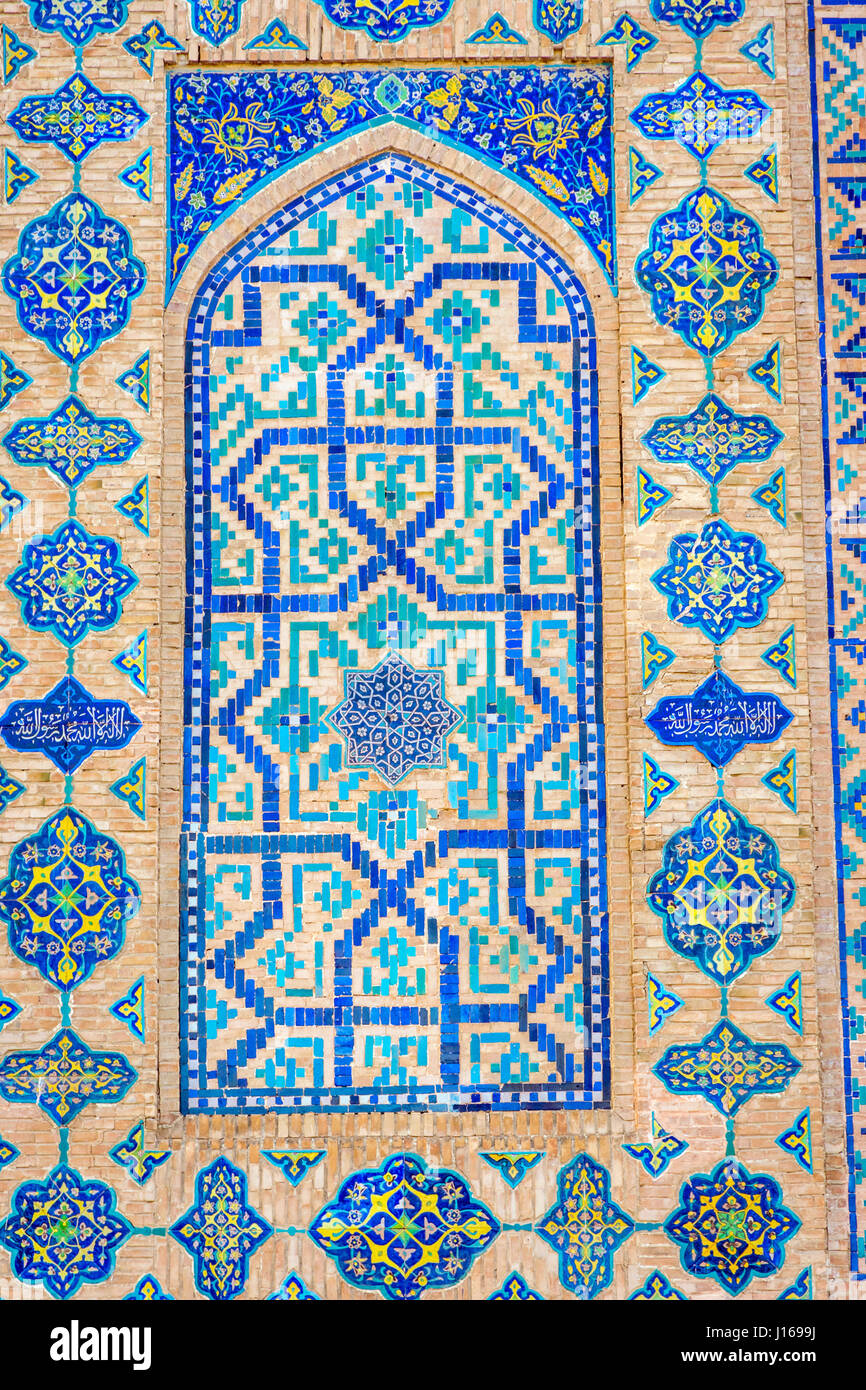 Mosaïque de carreaux bleus sur le mur de Samarkand, Ouzbékistan Reghistan Banque D'Images