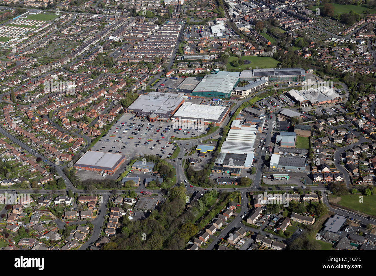Vue aérienne de la vente au détail à Hookstone Park, Harrogate, North Yorkshire Banque D'Images
