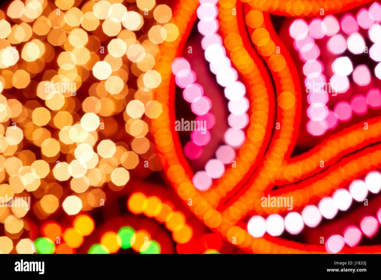 Décoration de Noël les lumières de la ville dans des cercles. L'horizontale Banque D'Images