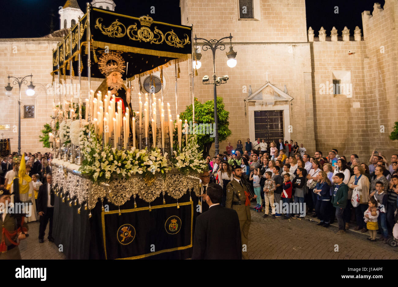 Badajoz Espagne lundi, avril 0,10. 2017 Procession de la fraternité et de la Confrérie de Notre Père Jésus d'Humilité Notre Père Jésus de l'arrestation et Banque D'Images