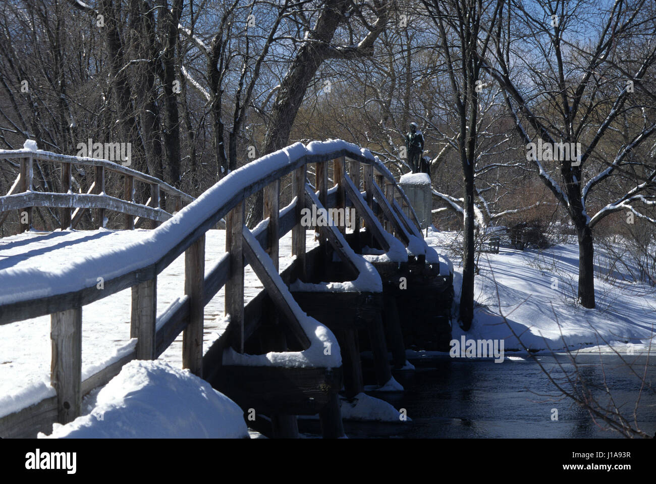 Parc National Minuteman - Concord, Massachusetts -- Le pont sur la rivière où les premiers coups de feu ont été tirés de la Révolution. - USA Banque D'Images