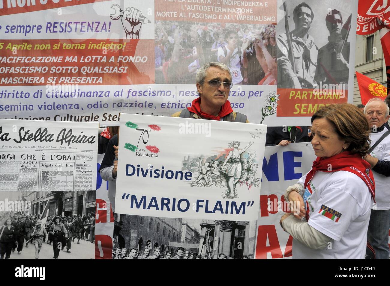 Le 25 avril est célébrée chaque année dans toute l'Italie avec des fêtes et des manifestations pour se souvenir de la libération de nazi-fascisme. Banque D'Images