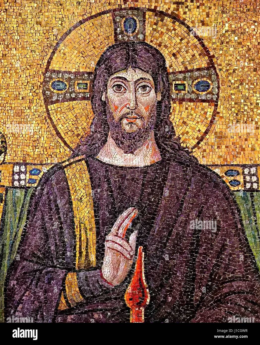 Close up of Christ intronisé et entouré par des anges et Saints mosaïque dans la 6e siècle Basilique Sant'Apollinare Nuovo à Ravenne, Italie achevée en 526AD. Banque D'Images