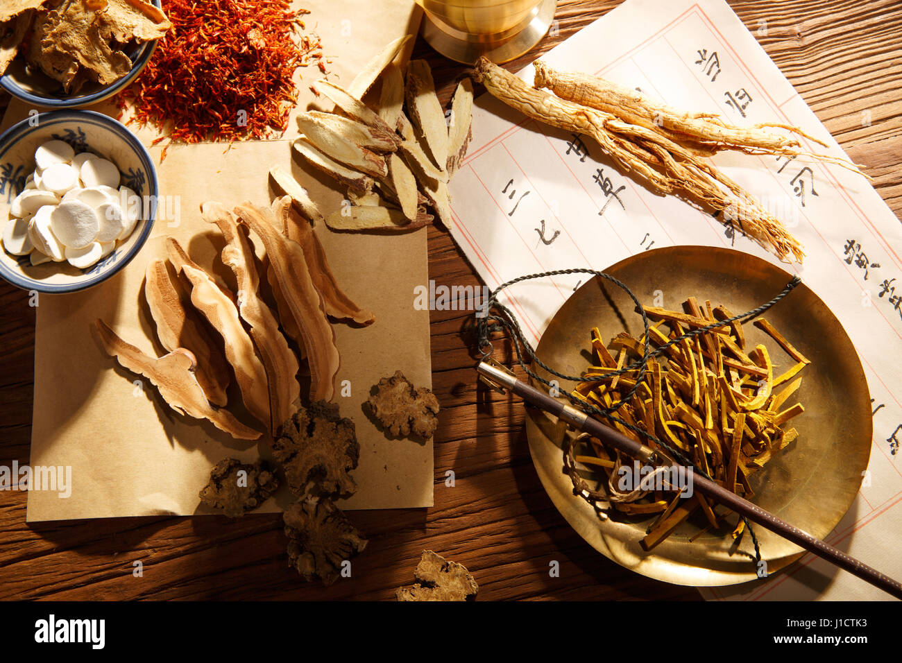 Les herbes médicinales chinoises Banque D'Images
