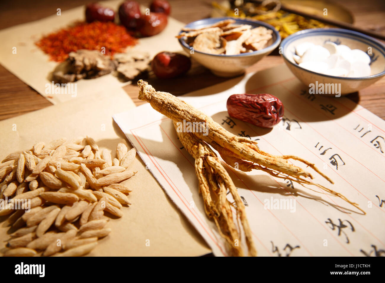 Les herbes médicinales chinoises Banque D'Images