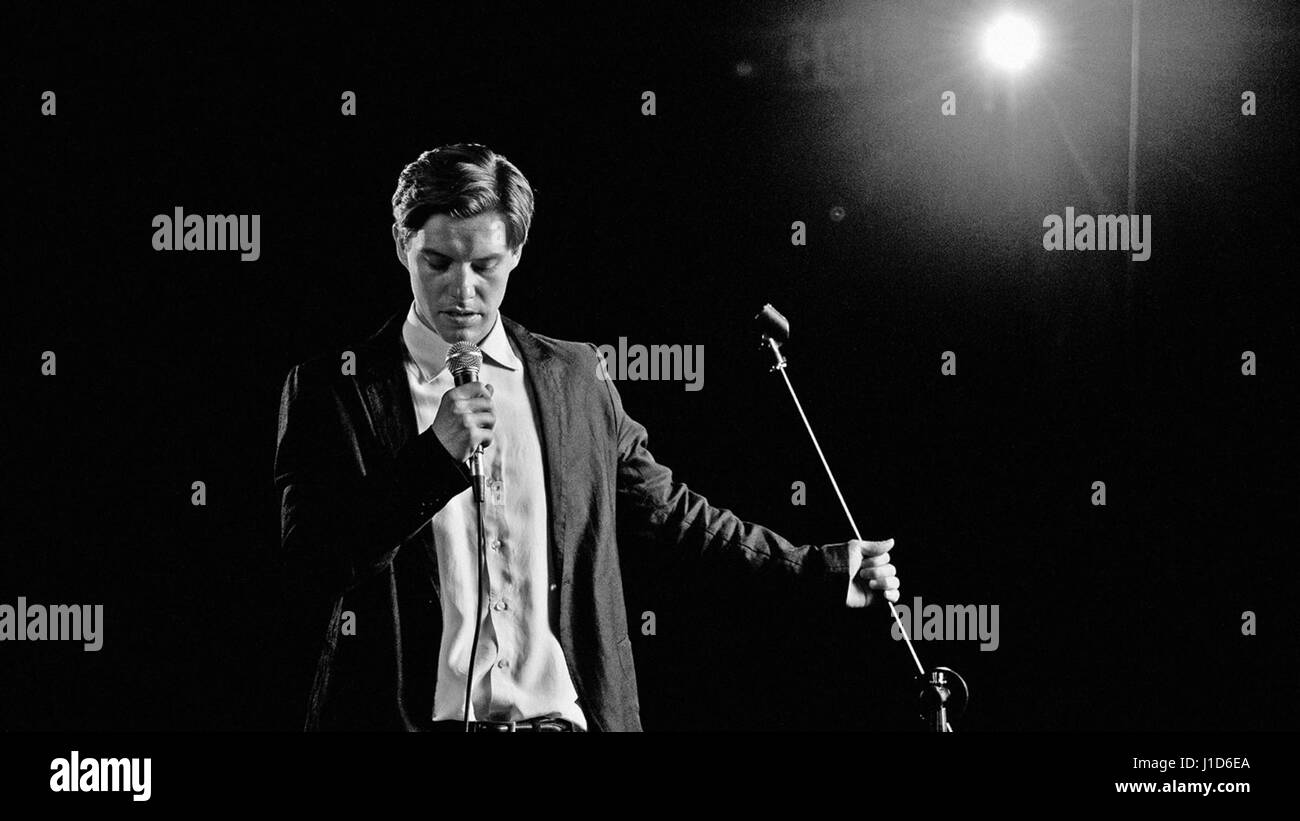 La mort et la vie d'Otto Bloom est une fiction documentaire, drame film écrit et réalisé par Cris Jones, avec Xavier Samuel, Rachel Ward et Matilda Brown. Le film est produit par Alicia Brown, Mish Armstrong et Melanie Coombs. Cette photo est pour un usage éditorial uniquement et est l'auteur de la société film et/ou le photographe attribué par le film ou la société de production et ne peut être reproduite que par des publications dans le cadre de la promotion du film ci-dessus. Un crédit obligatoire pour l'entreprise de film est nécessaire. Le photographe devrait également être portés lorsqu'il est connu. Banque D'Images