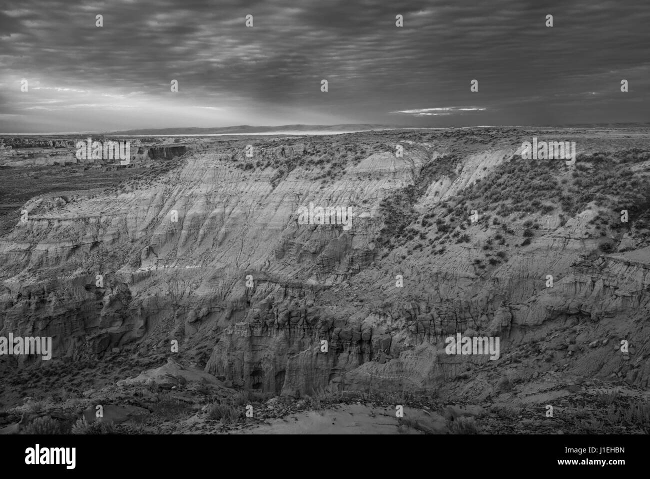 Lever du soleil à la ville d'Adobe, Adobe rim ville zone d'étude, Sweetwater County, Wyoming. Banque D'Images
