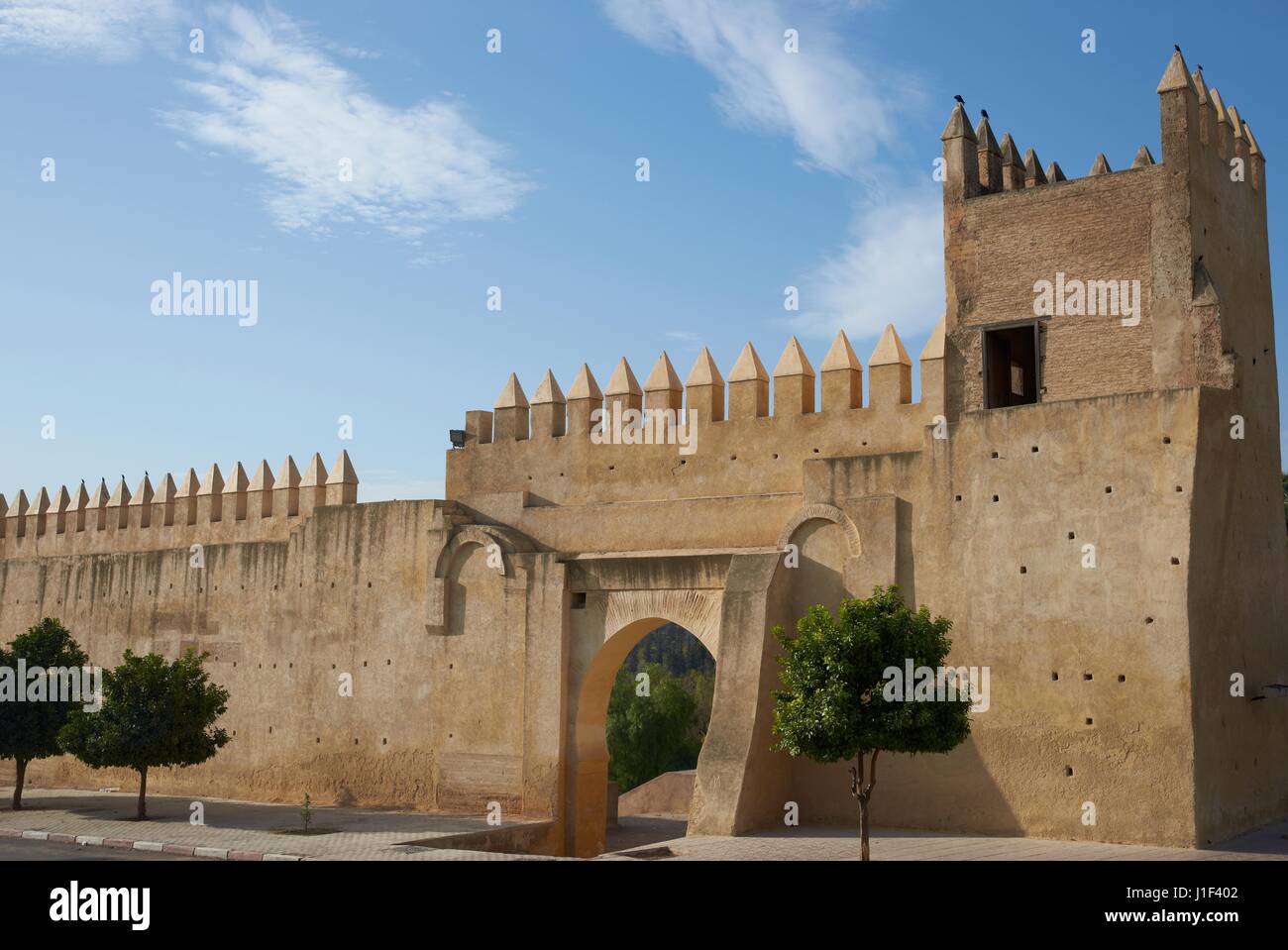 Des murs entourant l'ancienne ville de Fès au Maroc, l'Afrique du Nord Banque D'Images