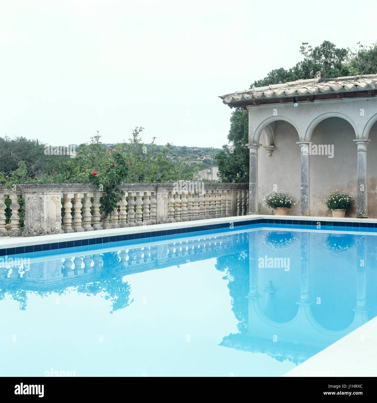 Piscine extérieure. Banque D'Images