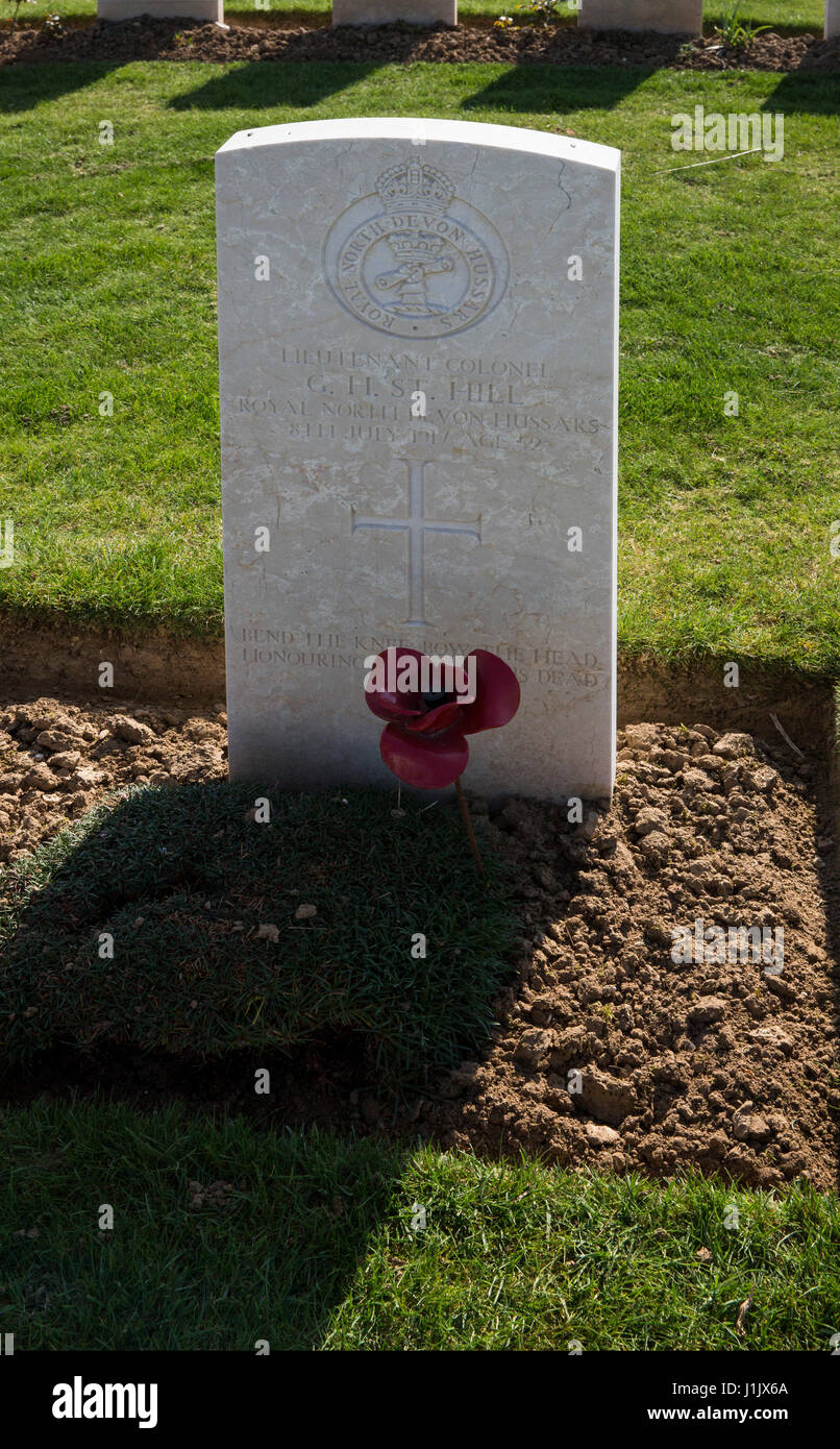 Le Lieutenant-colonel tombe de G H St Hill de Lebucquière CWGC Cimetière, France Banque D'Images