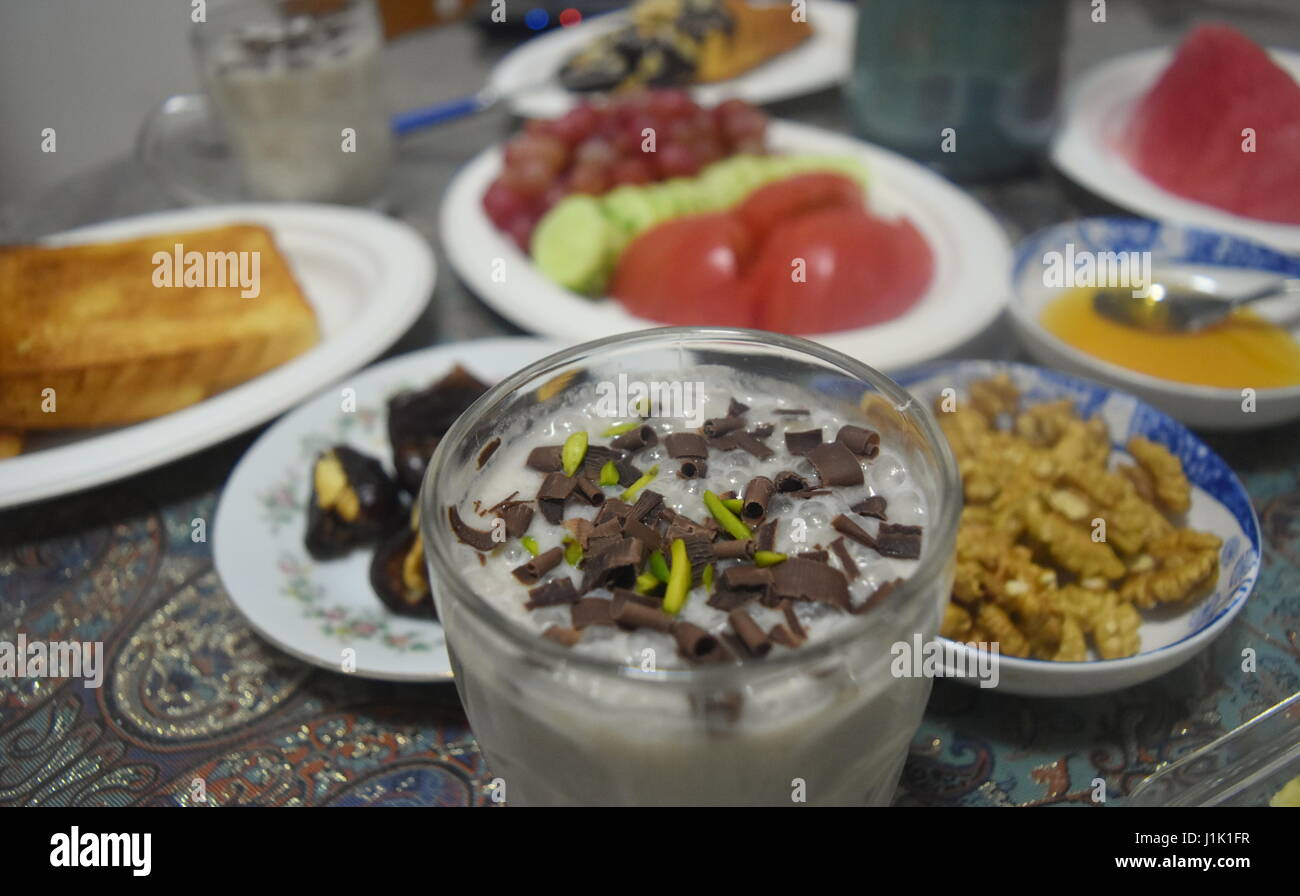 L'Iftar repas petit déjeuner pour les mois de Ramadan le jeûne musulman Banque D'Images