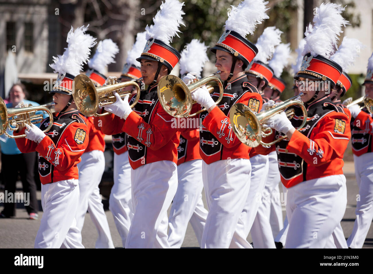 High school marching band acteurs cornet street parade pendant - USA Banque D'Images