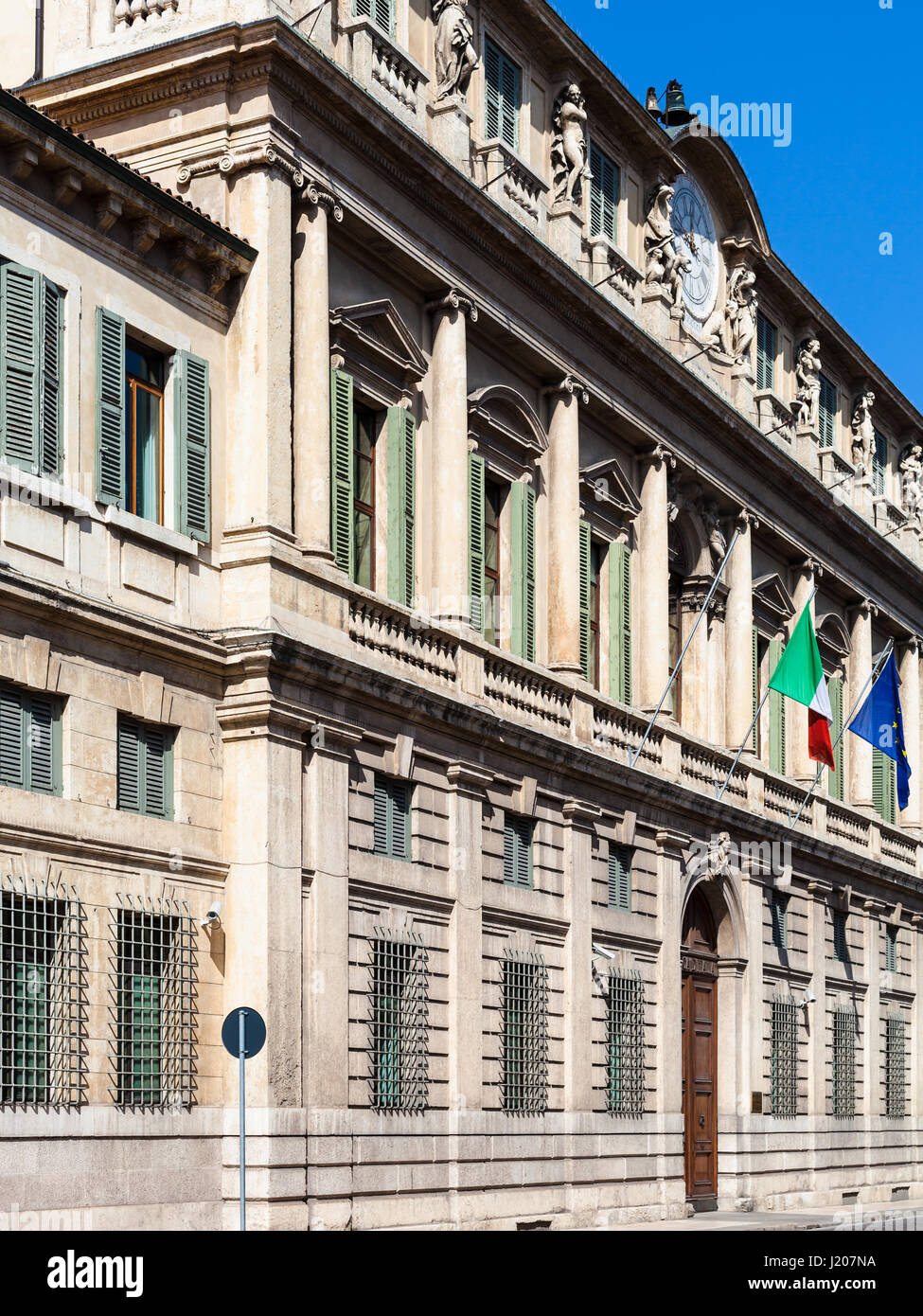 Vérone, ITALIE - 29 mars 2017 : maison de banque d'Italie (Banca d'Italia) sur le Corso Cavour street. La Direction générale effectue les tâches d'État des Banque D'Images