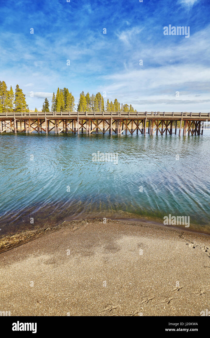 Pont de pêche dans le Parc National de Yellowstone, Wyoming, USA. Banque D'Images