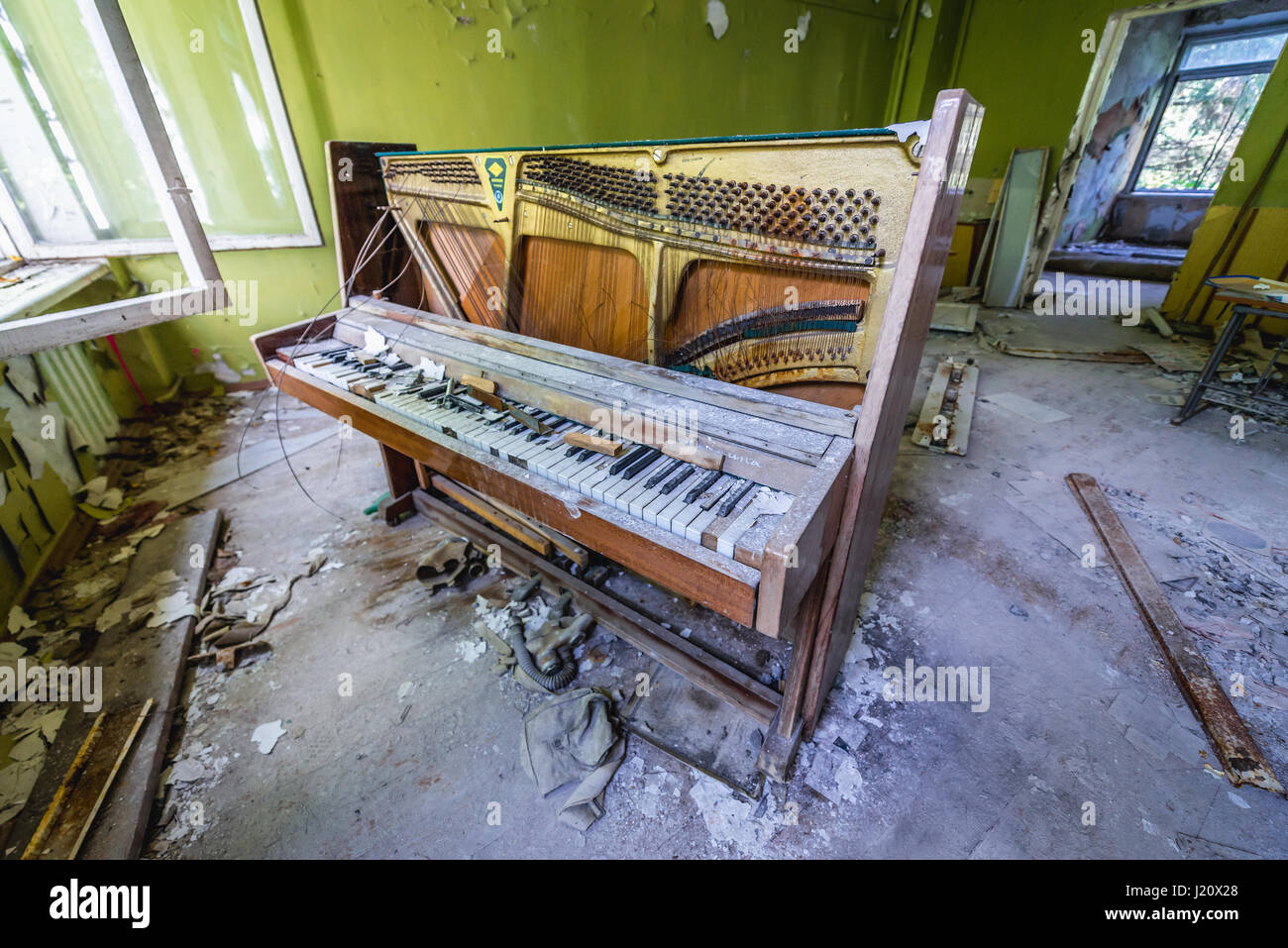Cours de musique à l'école secondaire de Tchernobyl abandonnés-2 base militaire, la centrale nucléaire de Tchernobyl en Ukraine, la zone d'Aliénation Banque D'Images