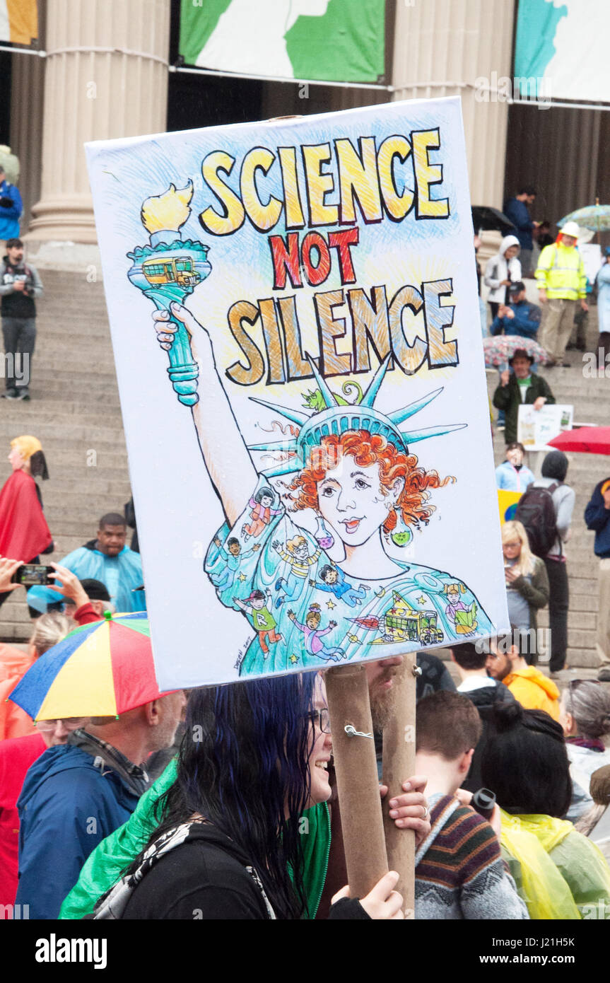 Washington DC, USA. 22 avril, 2017. Les manifestants participer à la marche de la science. Kirk Treakle/Alamy Live News Banque D'Images