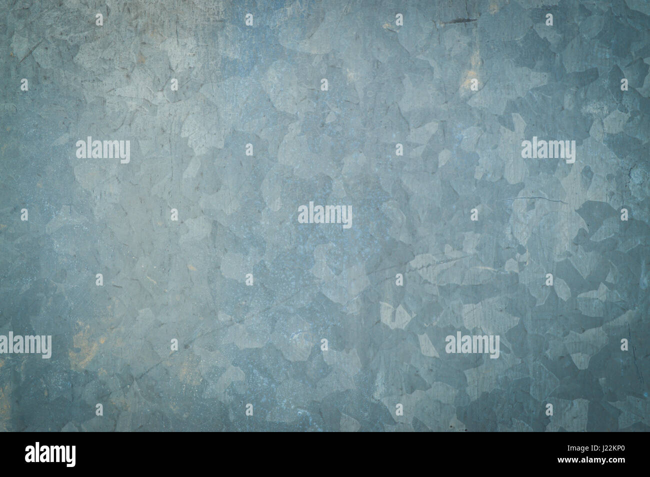 La texture de fond d'une feuille de métal galvanisé recouvert d'une couche de zinc Banque D'Images