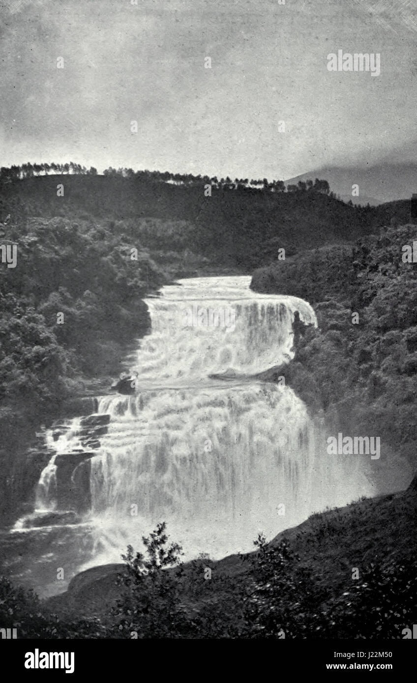 Saint Clair Falls, Dimbula, Ceylan, vers 1900 Banque D'Images