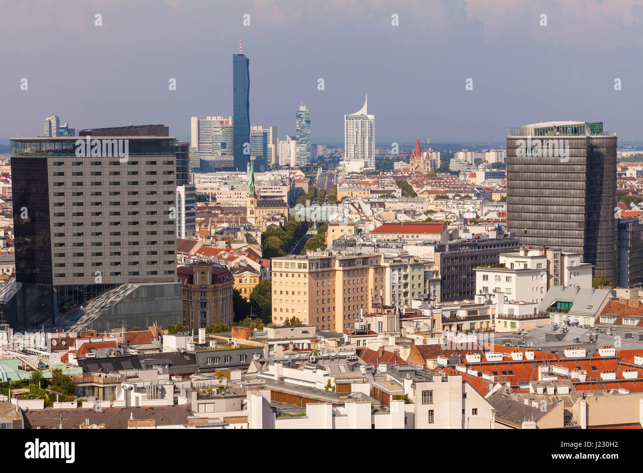 Wien, Österreich, Stadtzentrum, et Administratifs Bürogebäude, Blick zur Donau, Stadtansicht, Skyline Banque D'Images