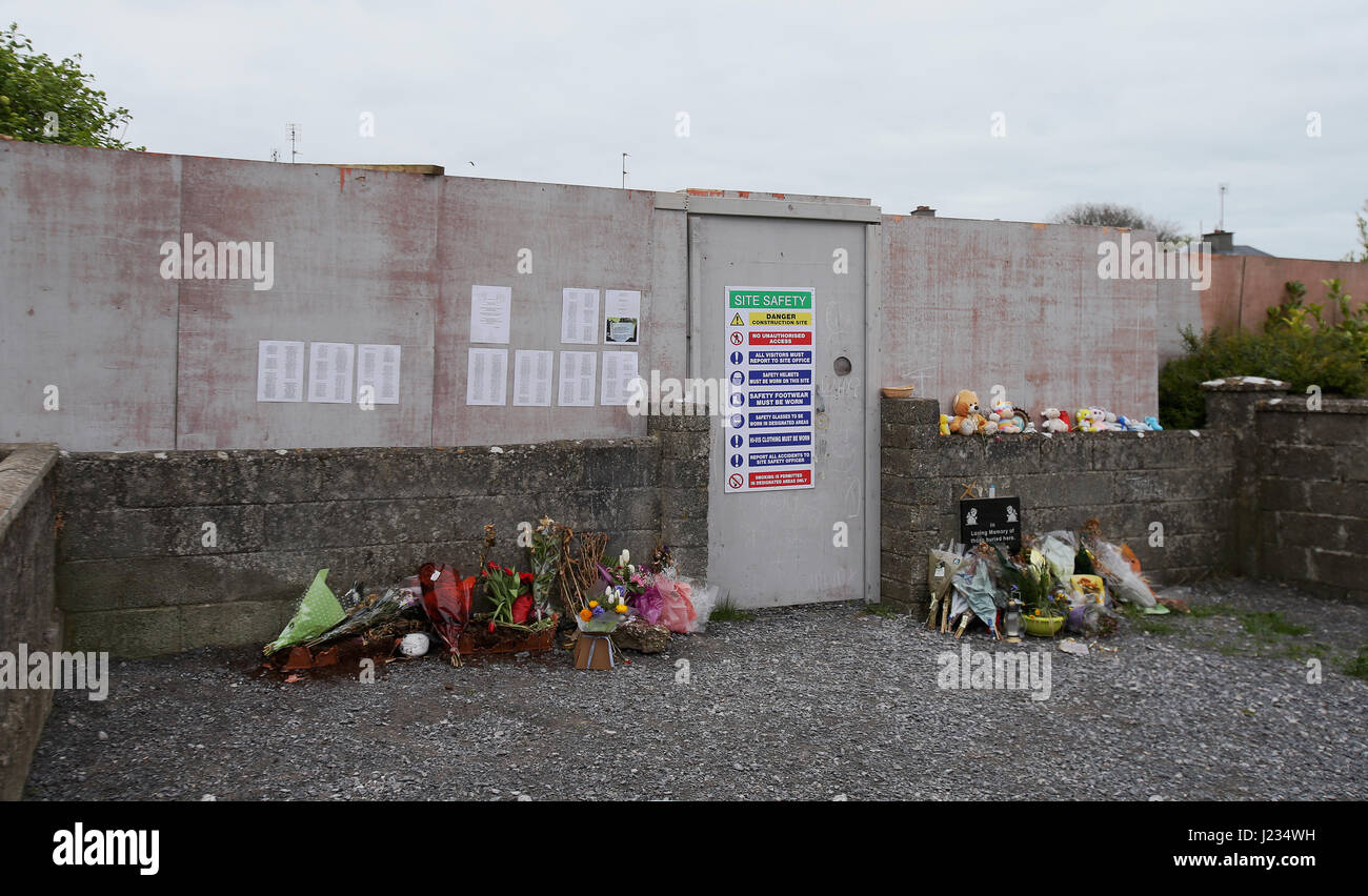Une vue générale du site d'une fosse commune pour les enfants qui sont morts dans la maison mère et bébé Tuam, Galway. Banque D'Images