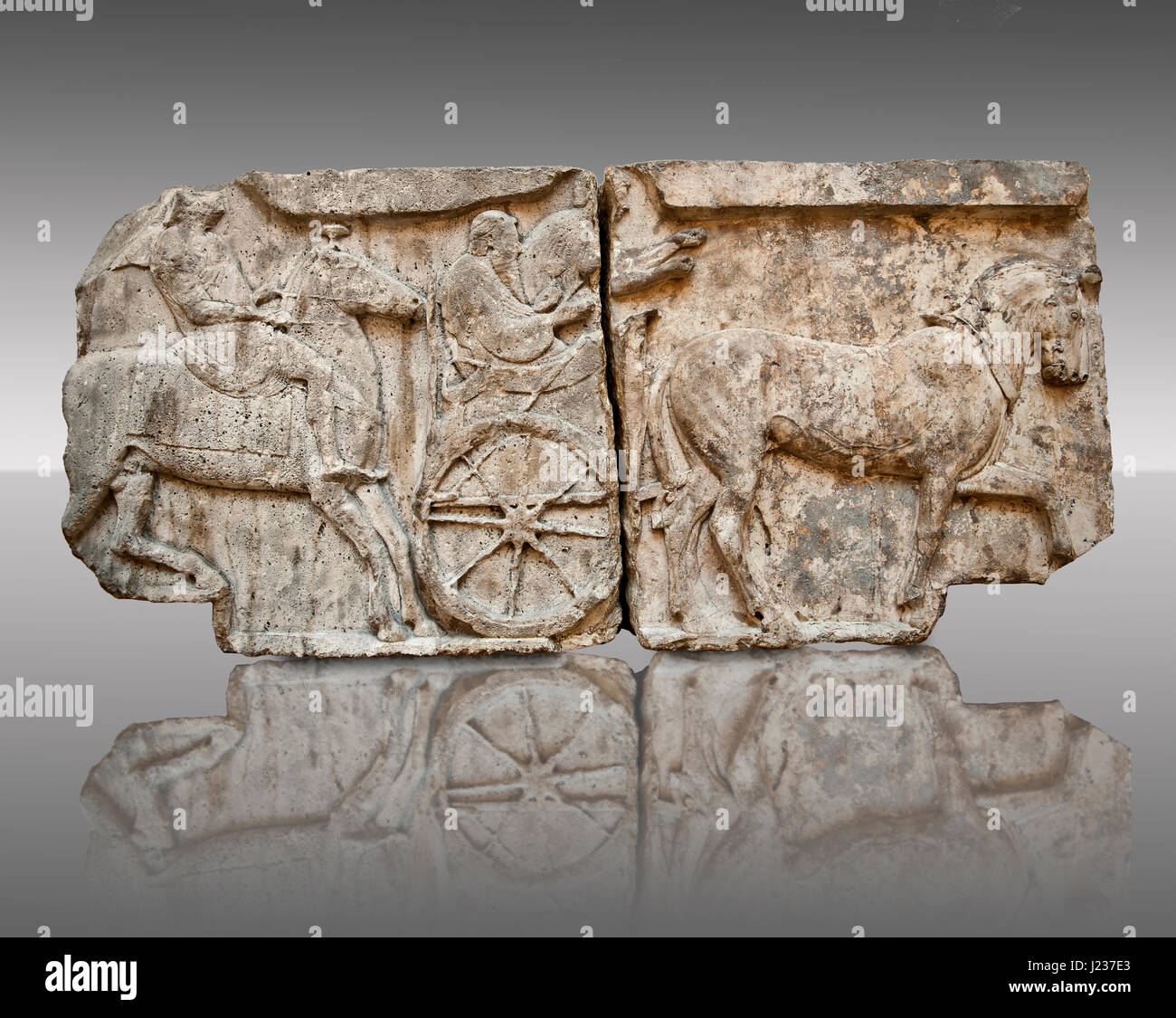 Défilé de char et cavaliers de gel les héros culte de l'acropole de Xanthos, pensé pour être les sanctuaires de guerriers mythiques de la tro Banque D'Images