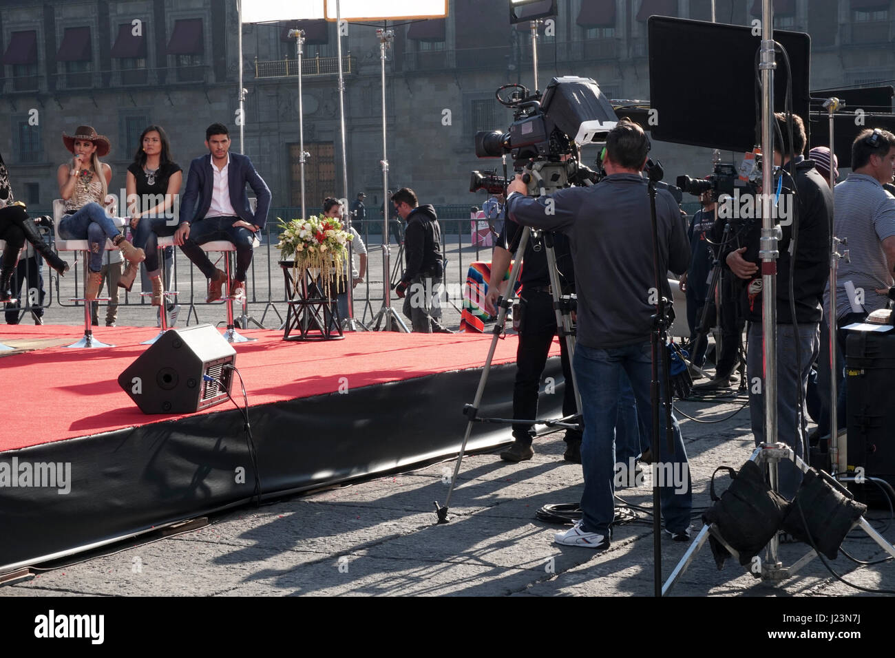 Le tournage de l'émission de télévision du matin Despierta America dans le Zocalo de Mexico City, Mexique Banque D'Images