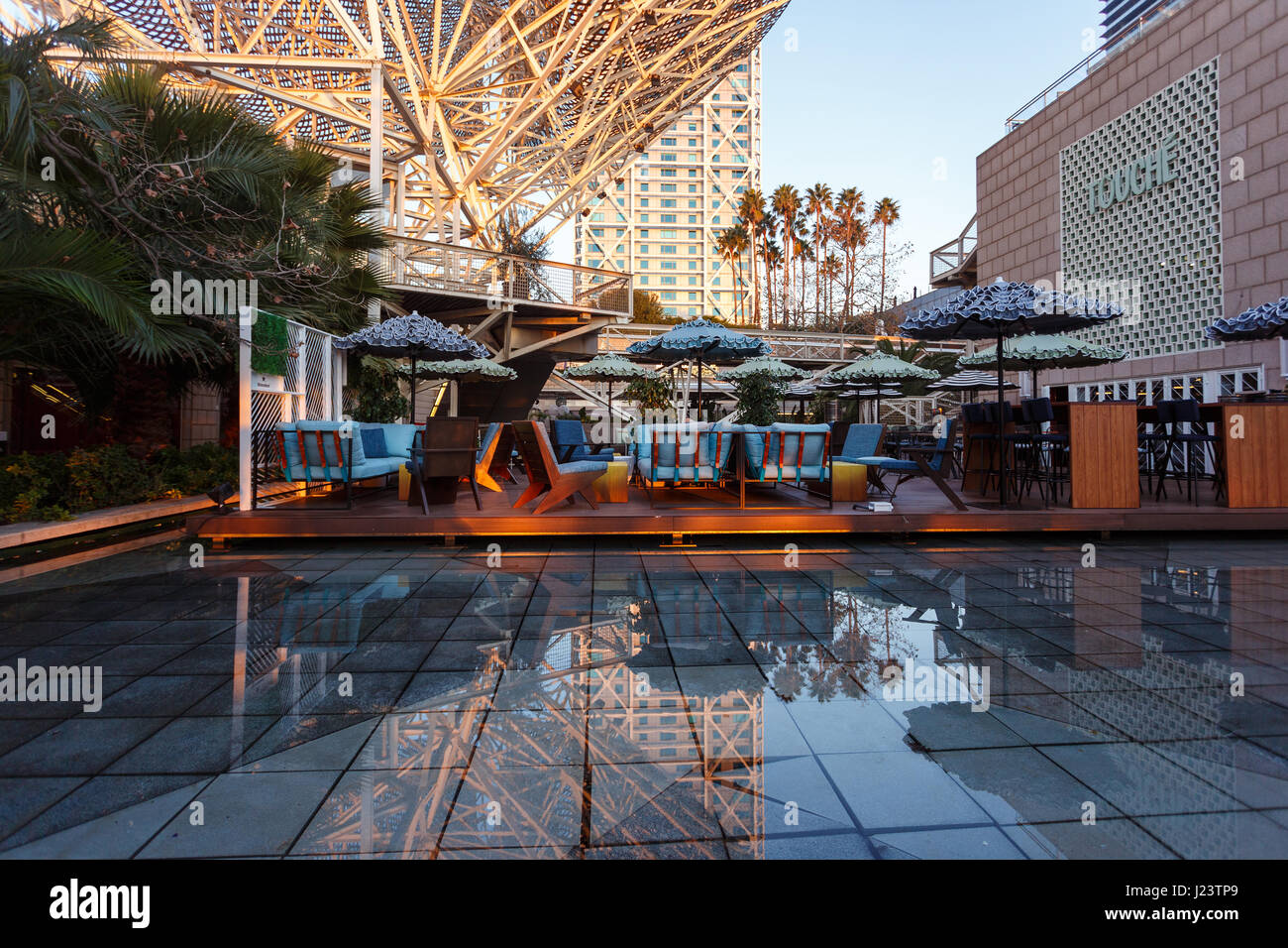 Barcelone, Espagne - 08 janvier 2017 : l'été de l'intérieur de la touche, restaurant, situé sur une plage de Barceloneta à Barcelone Banque D'Images