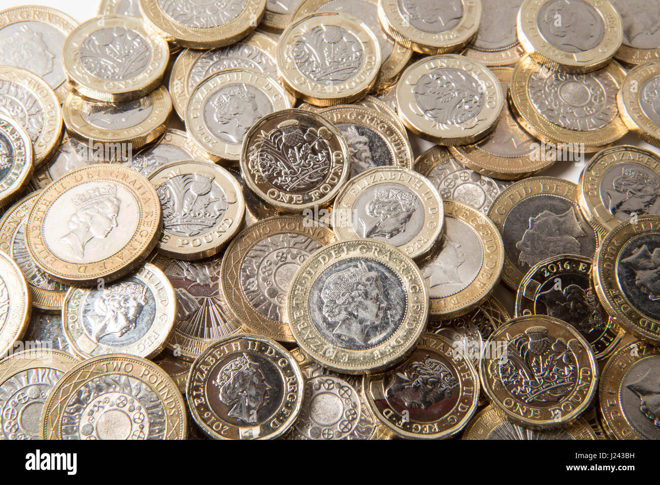 Mise en page aléatoire de New British £1 et £2 pièces Banque D'Images