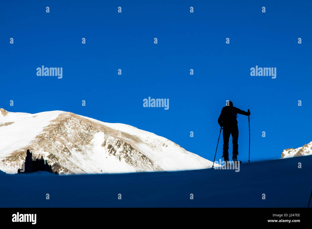 Ski de randonnée dans les Pyrénées Orientales Banque D'Images