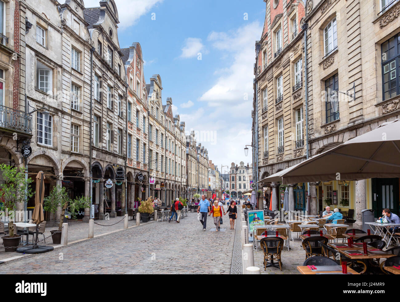 Rue arras Banque de photographies et d’images à haute résolution  Alamy