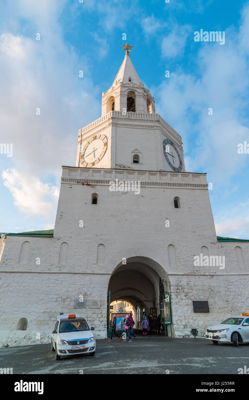 Kazan, Russie - Mar 26,2017. Tower au dessus de l'entrée du Kremlin de Kazan. La Russie Banque D'Images