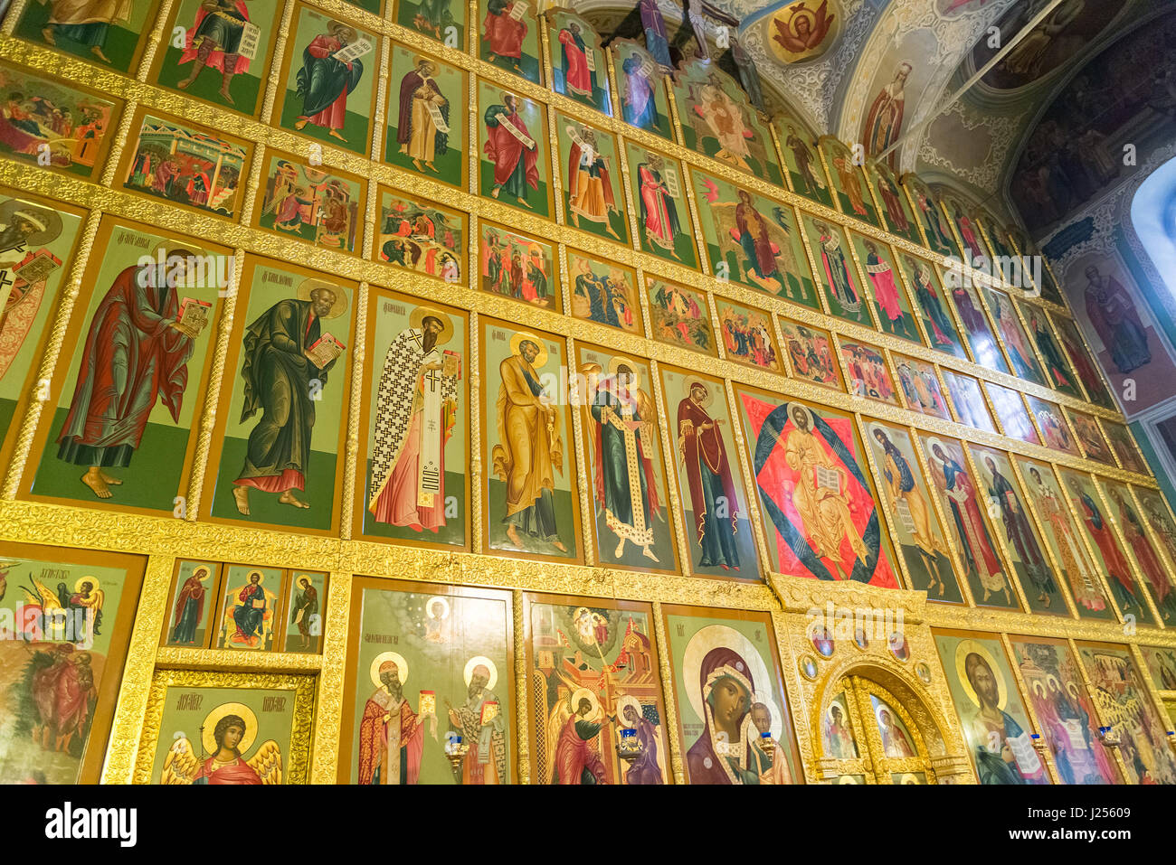 L'iconostase de la cathédrale de l'annonciation du Kremlin de Kazan, Russie Banque D'Images