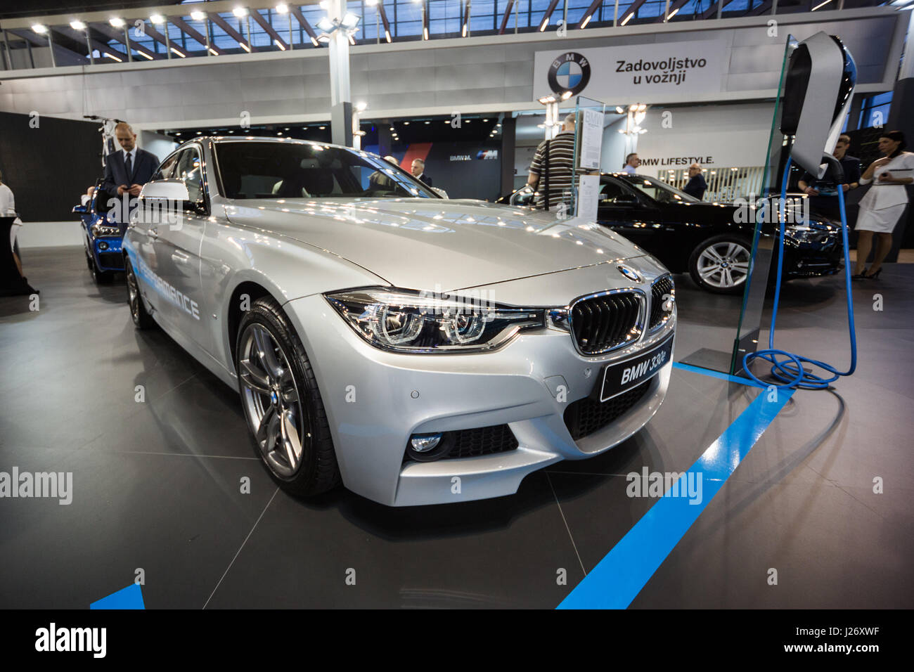 Belgrade, Serbie - le 23 mars 2017 : Nouvelle BMW Série 3 M Performance présentée à Belgrade 53è International Motor Show - MSA (OICA). Banque D'Images