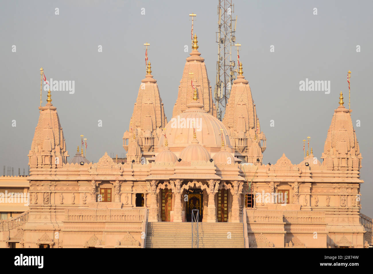 Temple BAPS Shri Swaminarayan Mandir Pune Maharashtra Photo Stock - Alamy