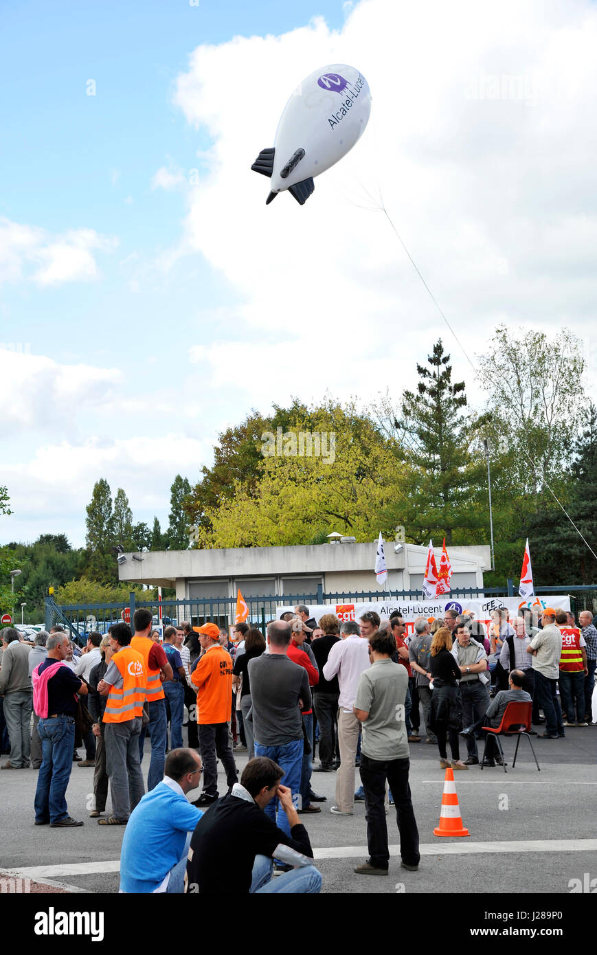 France, Nord-ouest de la France, Nantes, Alcatel Lucent employés démontrent à l'avant de leur entreprise contre un projet de plan de restructuration de licenciements Banque D'Images