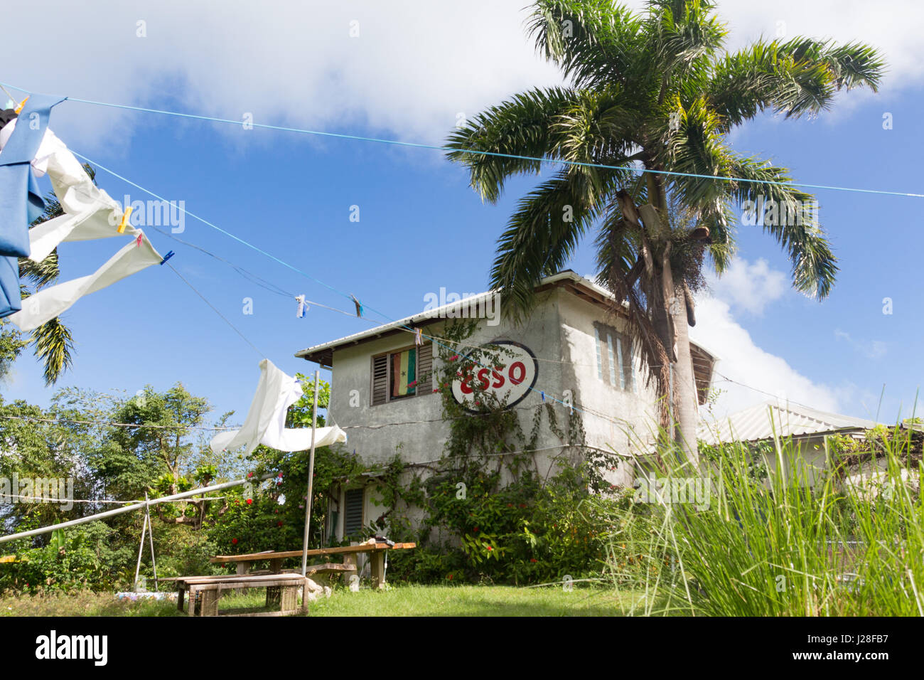 La Jamaïque, Port Antonio, à partir de la station d'essence devient un hostel, Auberge de Jeunesse à Port Antonio, Jamaïque Banque D'Images