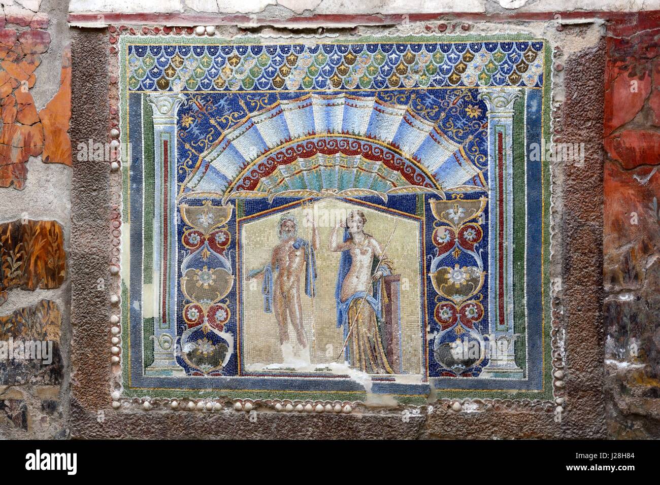 Mosaïque de Neptune et Amphitrite dans la maison de la mosaïque de Neptune à Herculanum, ancienne ville romaine détruite par les coulées en 79AD Ercolana Italie Banque D'Images