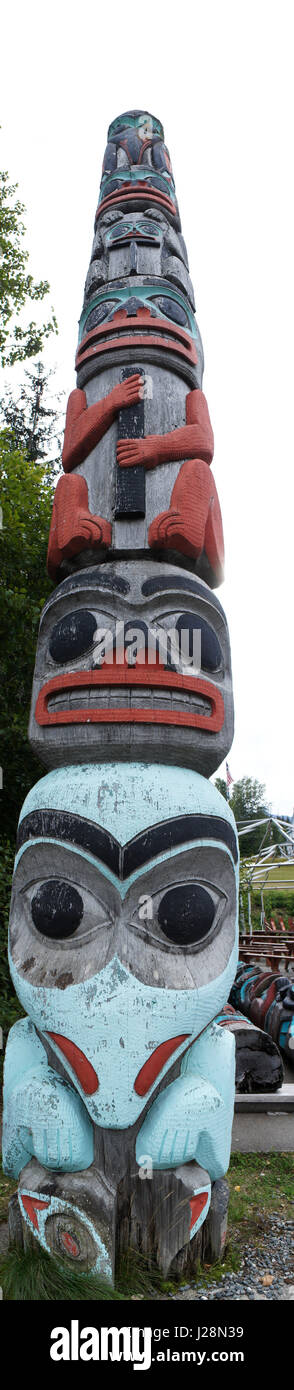 La sculpture des totems indiens, le Tlingit, Haines, Alaska Banque D'Images