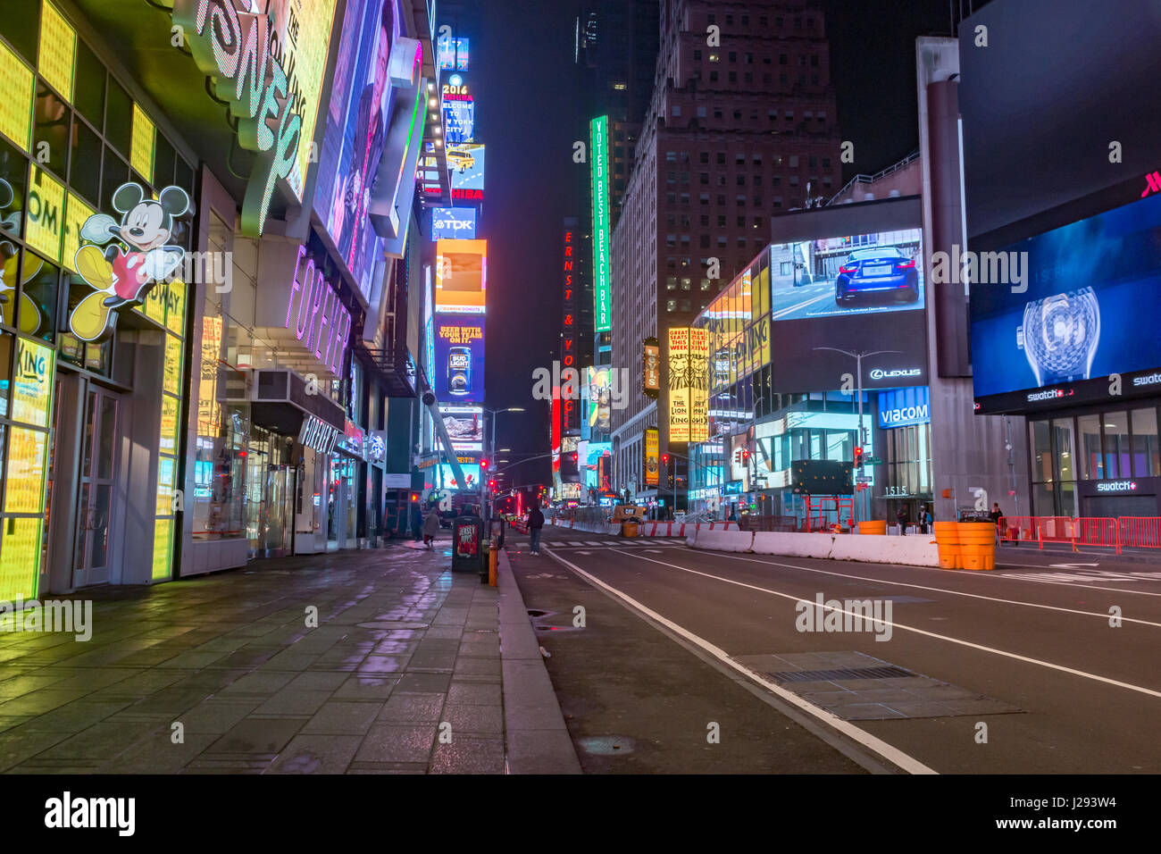 NY Times Square avec aucun peuple Banque D'Images