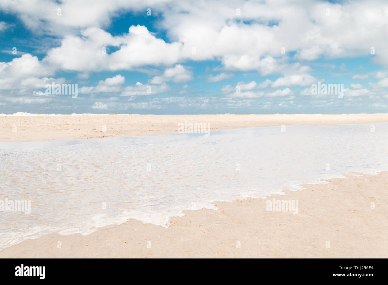 Ebb à Scheveingen beach Banque D'Images