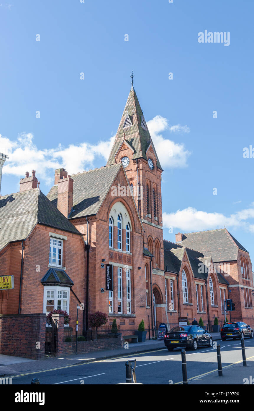 La Cour d'école Harborne qui est une école Victorienne qui abrite aujourd'hui de cafés et restaurants Banque D'Images