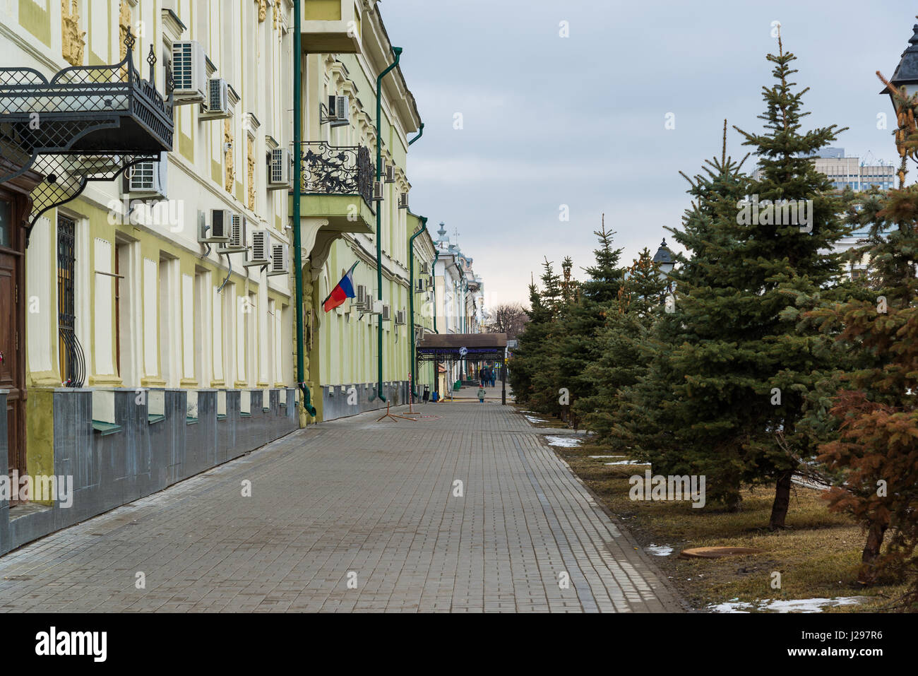 Kazan, Russie. Le Kremlin street - une rue dans la partie historique de la ville Banque D'Images