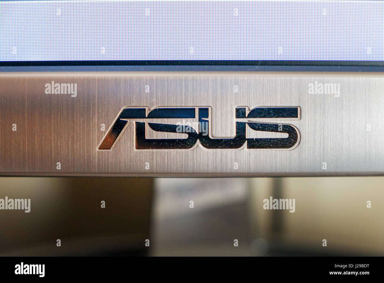 Close-up d'un logo Asus monitor Banque D'Images
