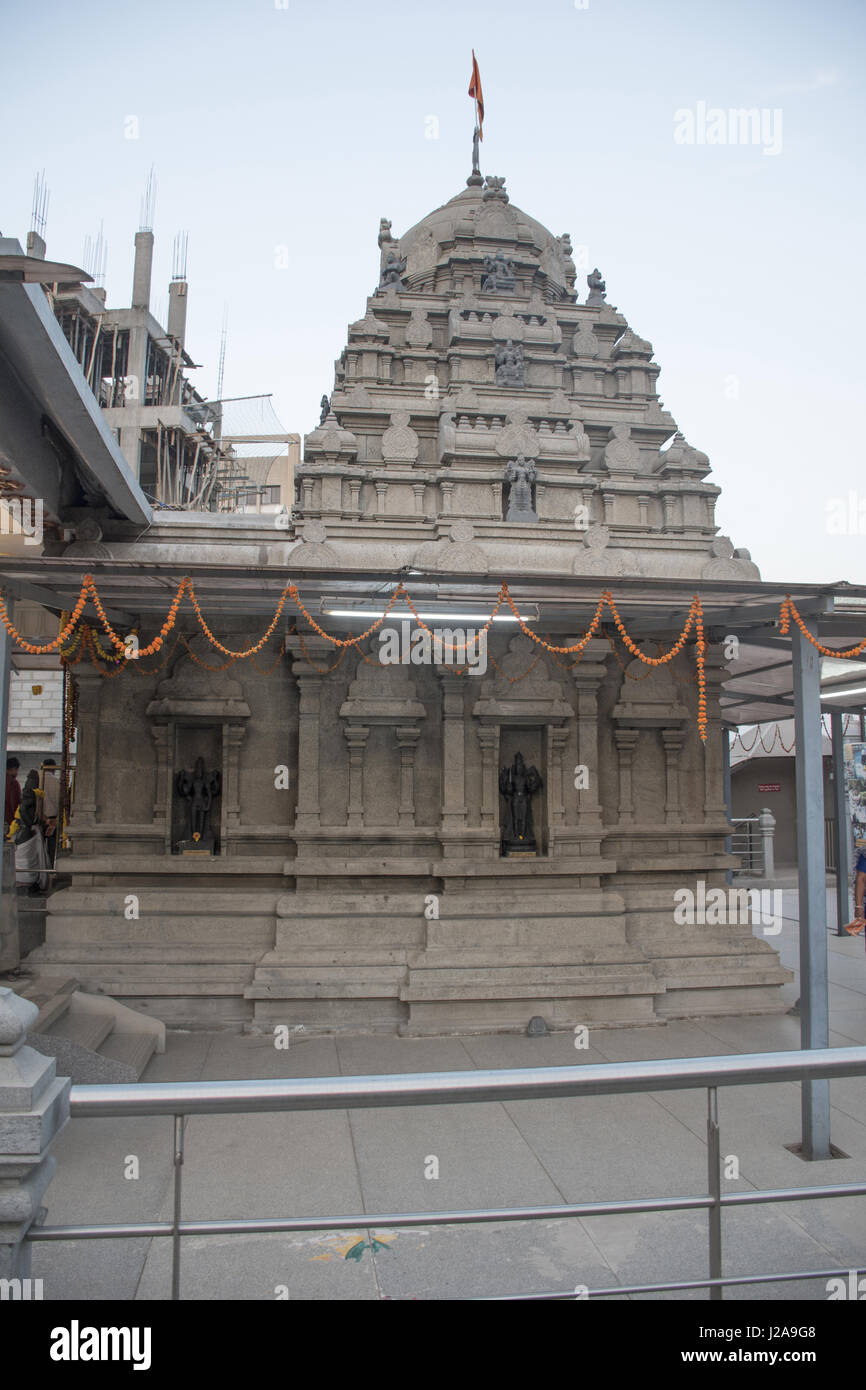 Façade du Temple ISKCON, Pune, Maharashtra Banque D'Images