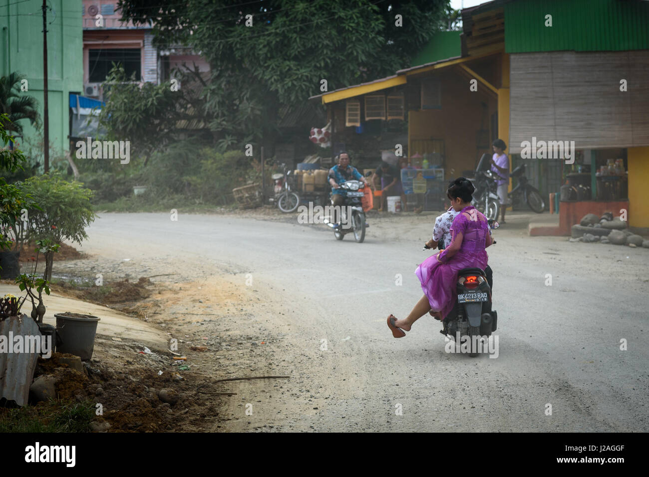 L'Indonésie, Sumatera Utara, Kaboul Langkat, scènes de rue Banque D'Images
