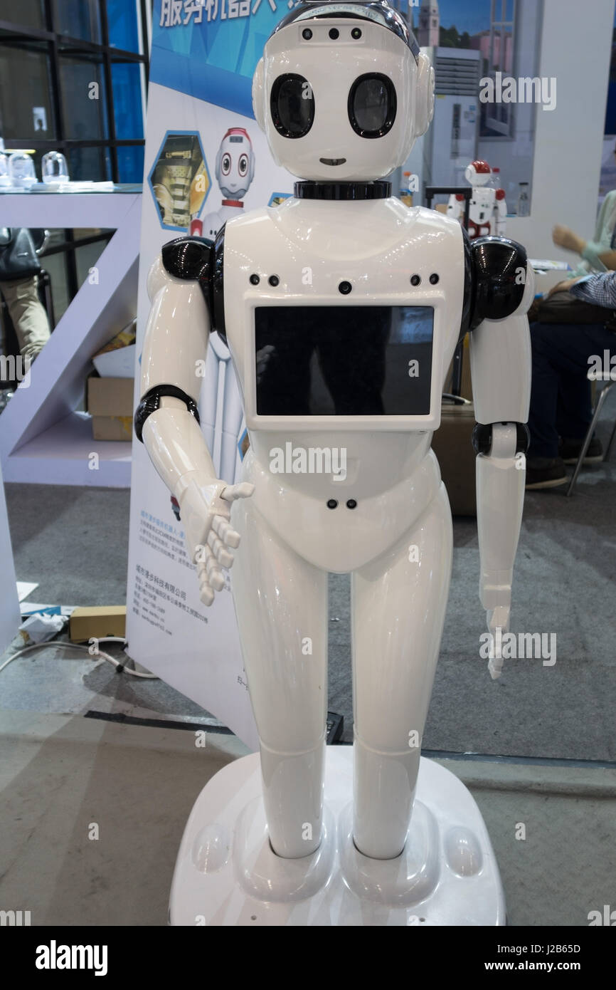 Robot avec une poignée de main prolongée de Banque D'Images