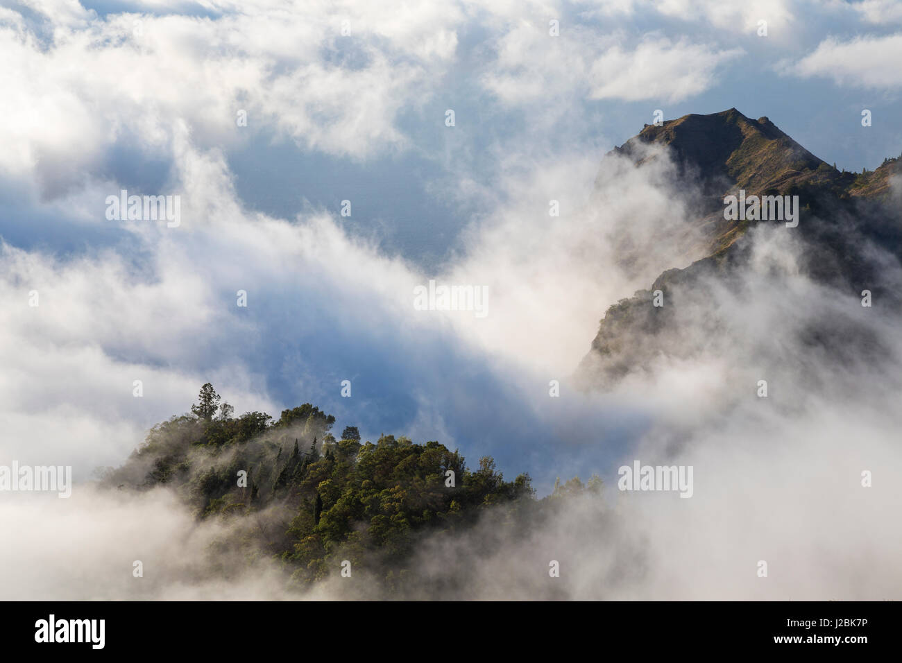 Au-dessus des nuages dans les montagnes, Santo Antao, Cap Vert Banque D'Images