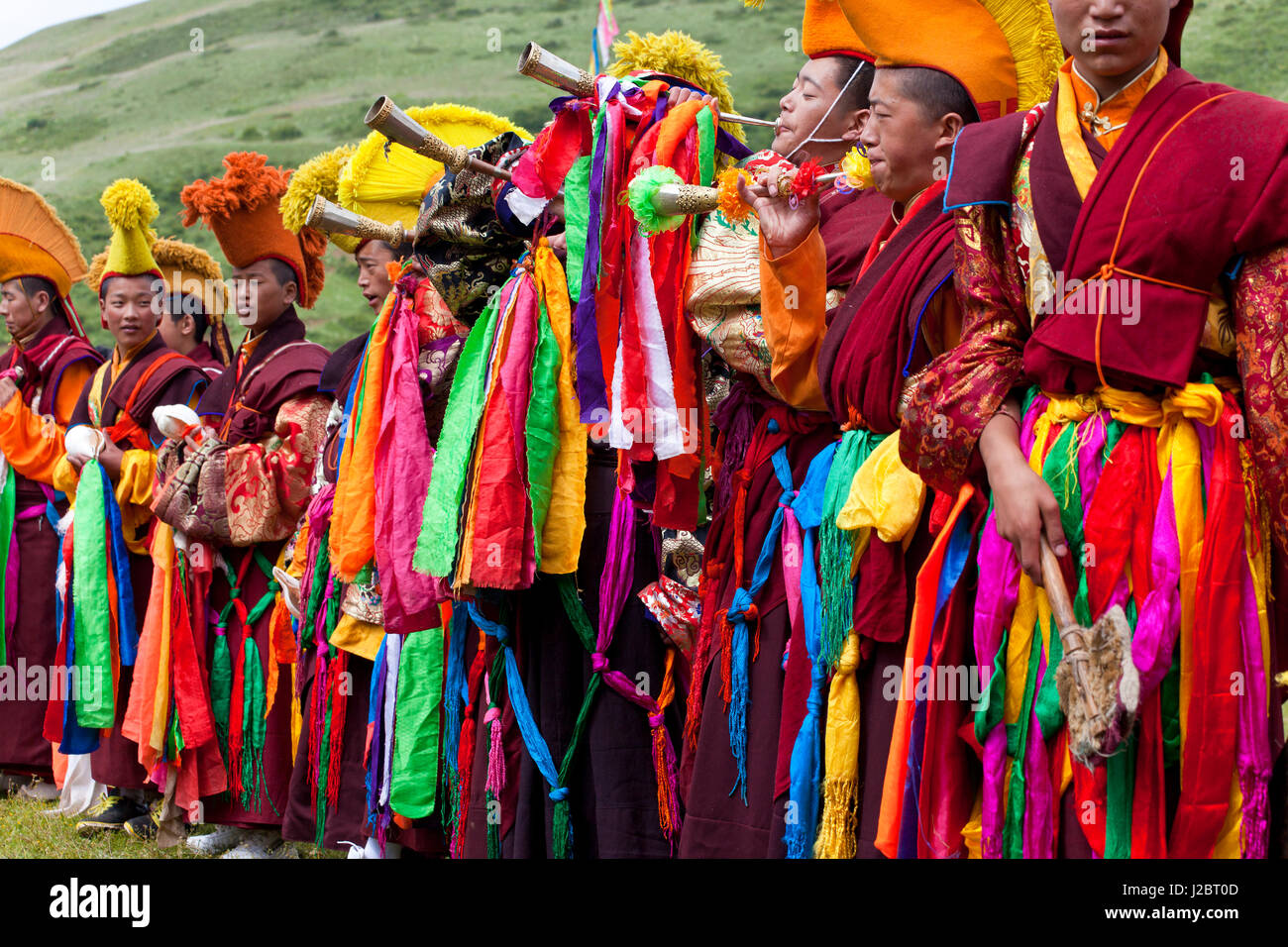Moines au festival danse masquée au Keno Gompa, Monastère Tagong, région tibétaine, Sichuan, Chine Banque D'Images